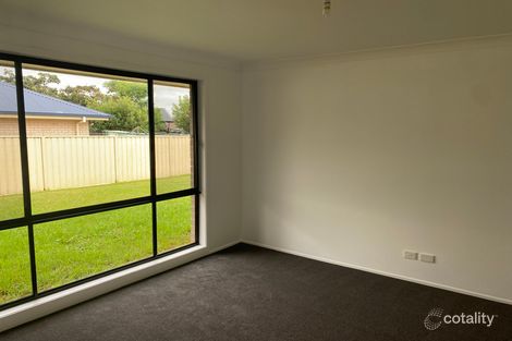 Property photo of 4 Golden Ash Close Worrigee NSW 2540
