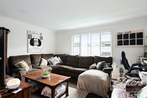 Property photo of 25 Harrop Parade Thornton NSW 2322