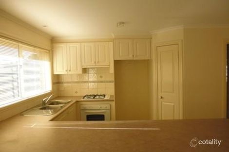 Property photo of 3 Sir Phillip Court Pakenham VIC 3810