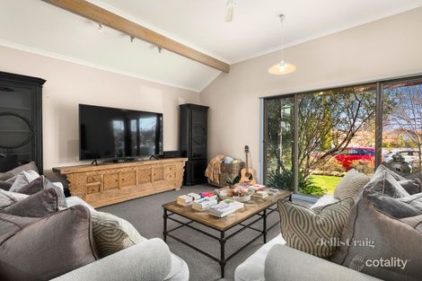 Property photo of 10 Columban Avenue Strathmore VIC 3041