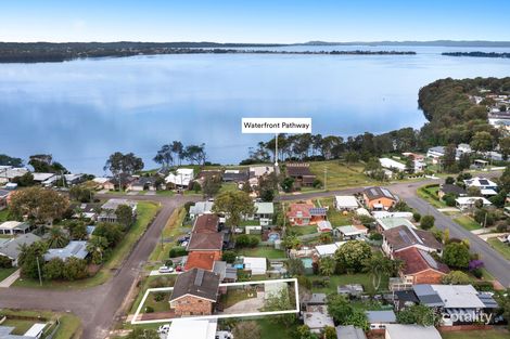 Property photo of 8 Kobada Avenue Buff Point NSW 2262