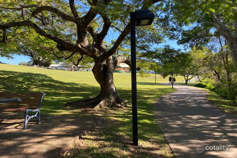 Property photo of 76 Poinciana Avenue Tewantin QLD 4565