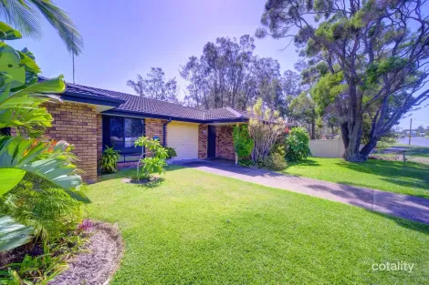 2/34 Fairway Cres, Forster, NSW 2428