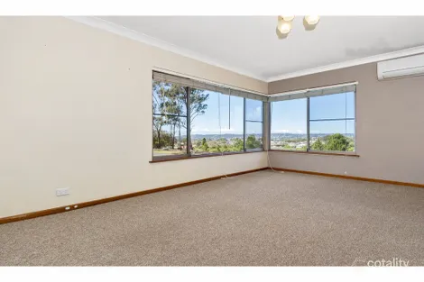 Property photo of 2 Cooksey Close Waratah West NSW 2298