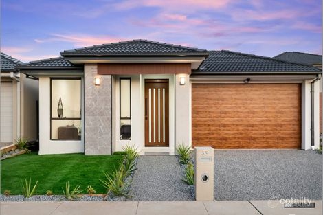 Property photo of 35 Eaglemont Drive Strathtulloh VIC 3338