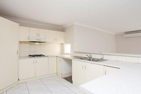 Property photo of 6 Gungarlin Drive Horningsea Park NSW 2171