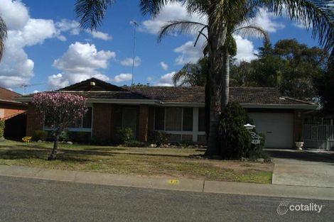 13 Ontario Ave, St Clair, NSW 2759