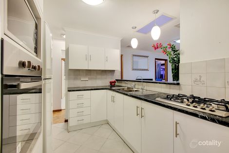 Property photo of 37 Holly Rise Hackham West SA 5163