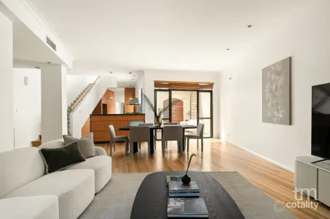 Property photo of 20 Mere View Way Subiaco WA 6008