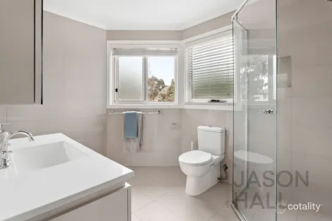 Property photo of 21 McRitchie Circuit Nicholls ACT 2913