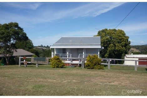 93 Groundwater Rd, Southside, QLD 4570