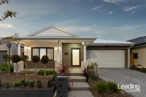 18 Mighty Rd, Sunbury, VIC 3429