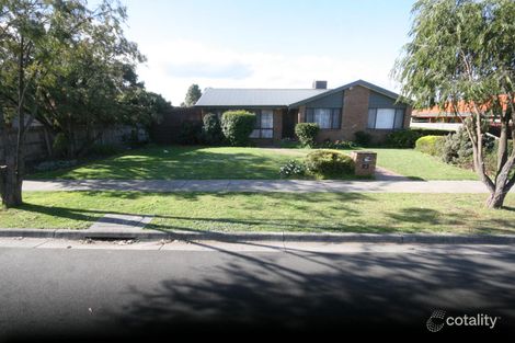 62 Severn Cres, Rowville, VIC 3178