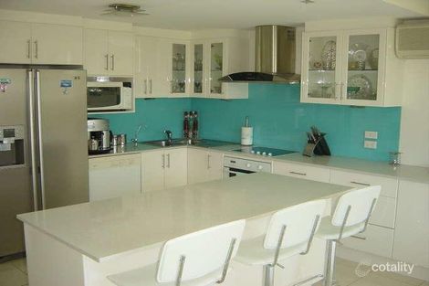 Property photo of 2 Grenaside Court Robina QLD 4226