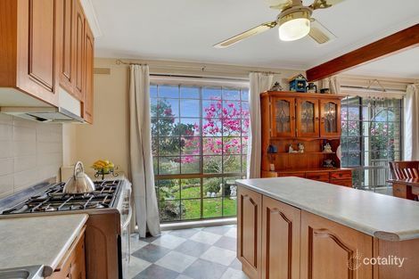 Property photo of 27 White Avenue Hamilton VIC 3300