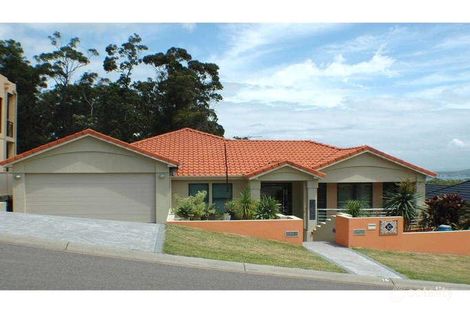 Property photo of 16 Desreaux Close Eleebana NSW 2282