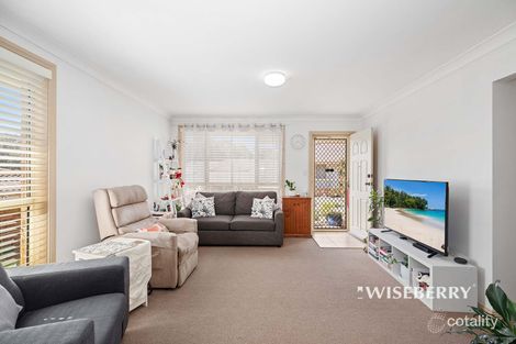 Property photo of 2/4 Gavenlock Road Tuggerah NSW 2259