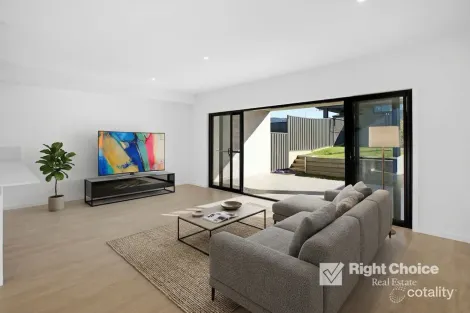 Property photo of 114A Lancaster Drive Badagarang NSW 2540