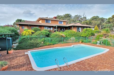 Property photo of 6 Tarbenian Way Brigadoon WA 6069