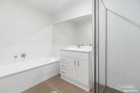Property photo of 23 Mornington Circuit Gwandalan NSW 2259