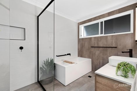 Property photo of 6 Avignon Street Bateau Bay NSW 2261