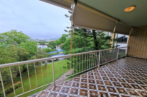 Property photo of 2/32 Ward Street Indooroopilly QLD 4068