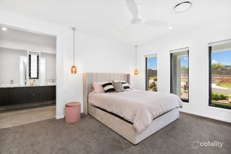 Property photo of 3 Hyacinth Street Bridgeman Downs QLD 4035