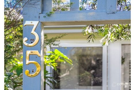 Property photo of 35 Cowper Street Byron Bay NSW 2481