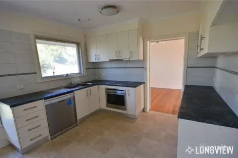 212 Waverley Rd, Mount Waverley, VIC 3149