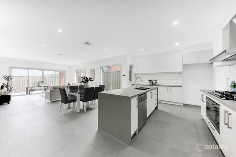 Property photo of 128 Champion Parade Craigieburn VIC 3064