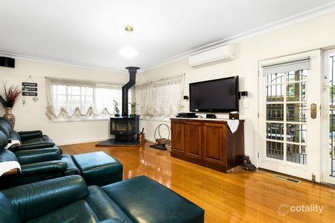 Property photo of 27 Dublin Avenue Strathmore VIC 3041