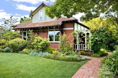 Property photo of 21 Salisbury Avenue Mont Albert VIC 3127