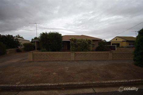 15 Fourth St, Minlaton, SA 5575