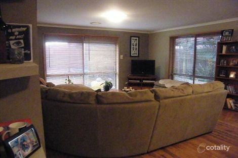 Property photo of 13 Coriyule Court Cranbourne North VIC 3977