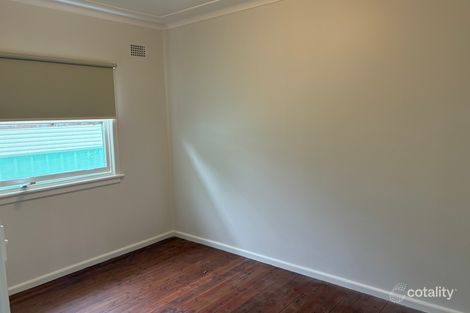 Property photo of 52 Camellia Circle Woy Woy NSW 2256