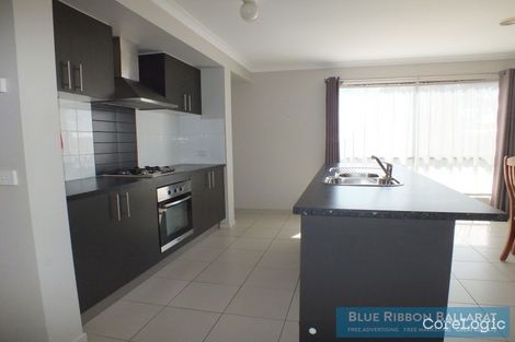 Property photo of 15 Macquarie Close Delacombe VIC 3356