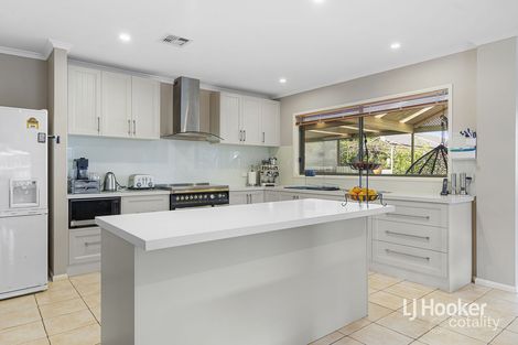 Property photo of 6 Tranquil Place Tarneit VIC 3029