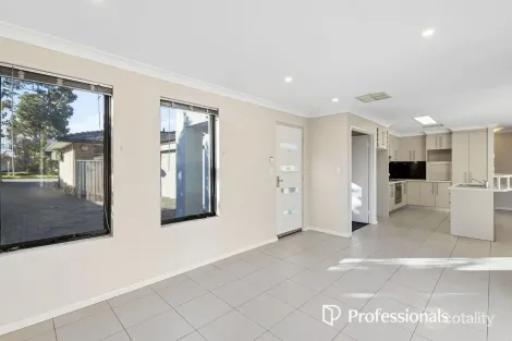 Property photo of 10A Lingfield Way Morley WA 6062