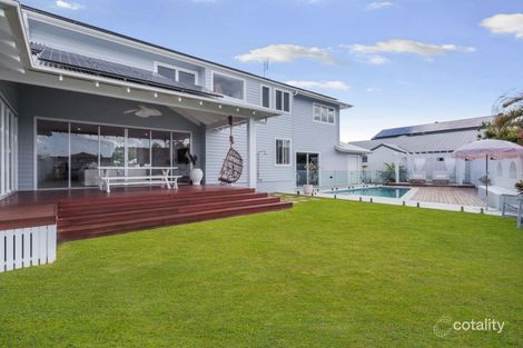 Property photo of 1 Dabchick Drive Burleigh Waters QLD 4220