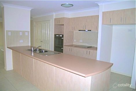 Property photo of 81 Kensington Drive Flinders View QLD 4305