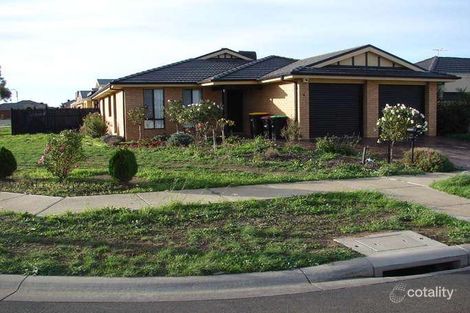 6 Loddon Dr, Taylors Hill, VIC 3037