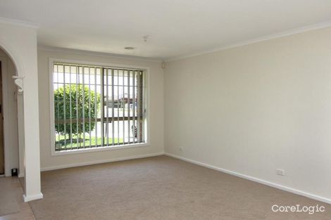 Property photo of 28 Rutman Close Werribee VIC 3030