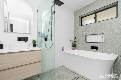 Property photo of 8 Fraser Street Mount Austin NSW 2650