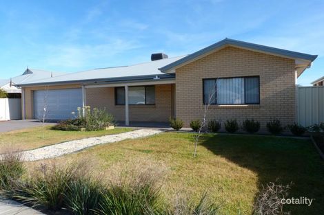 Property photo of 12 Ironbark Drive Benalla VIC 3672