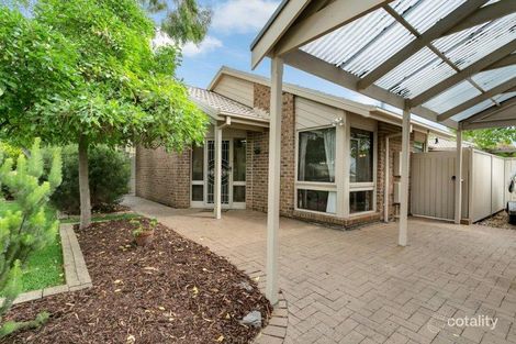 Property photo of 24 Crossdale Drive Aberfoyle Park SA 5159