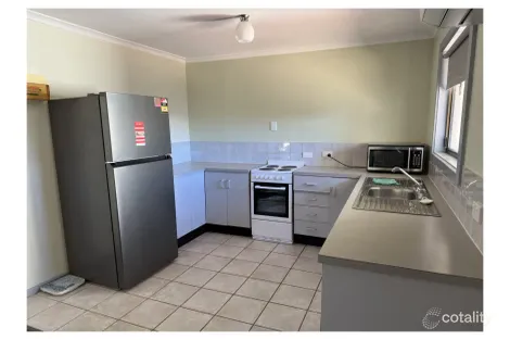 Property photo of 2/67 Pioneer Drive Roxby Downs SA 5725