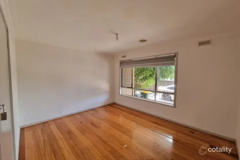 Property photo of 2/17 Mayne Street Sunshine West VIC 3020