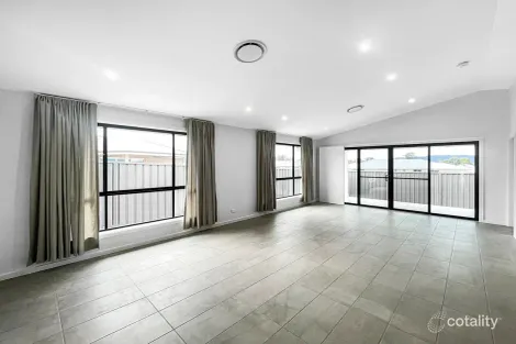 Property photo of 25 Meramie Street Caerleon NSW 2850