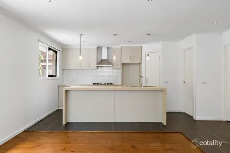 Property photo of 56 Willow Road Frankston VIC 3199