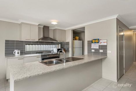 Property photo of 28 Bilby Street Craigieburn VIC 3064